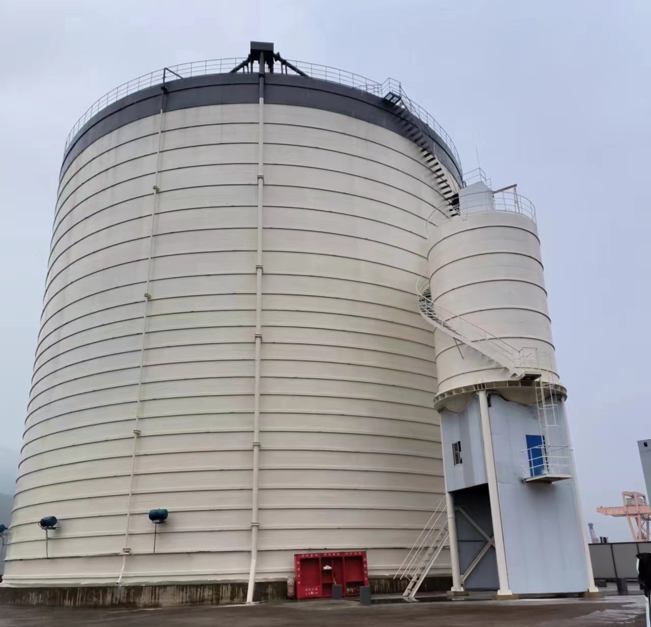 下城10万吨水泥钢板库